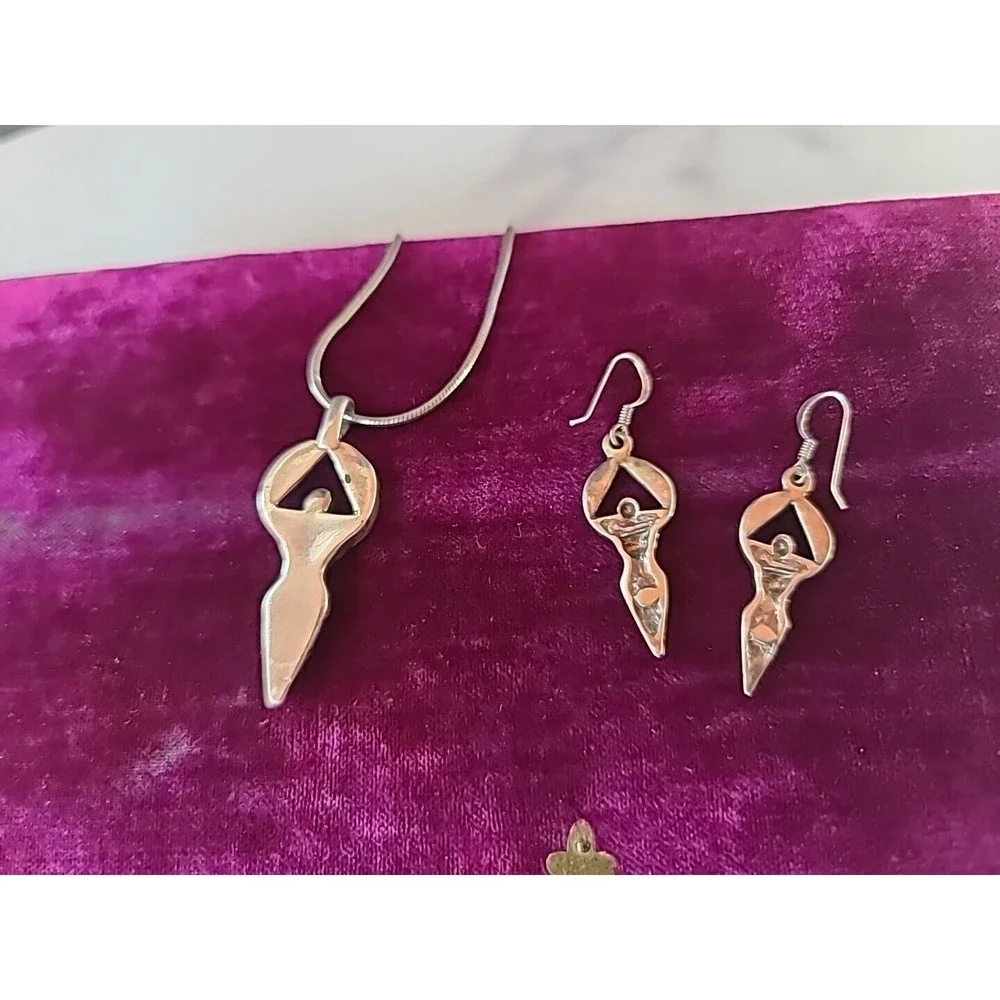 Vintage 925 Figural Amethyst Jewelry Set - Picture 5 of 10